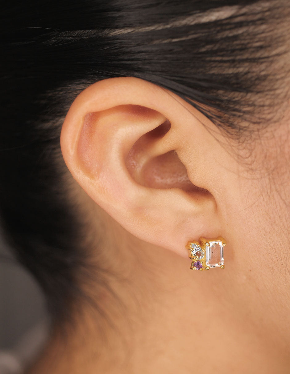 Aretes Ara de plata con topacio blanco, topacio azul y amatista.