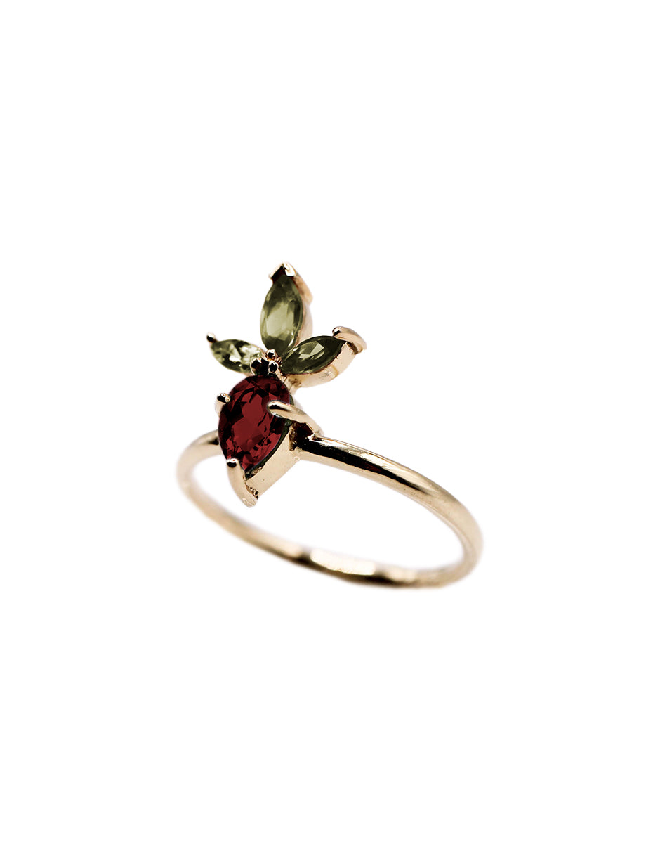 Anillo Fresa Granate y Peridoto