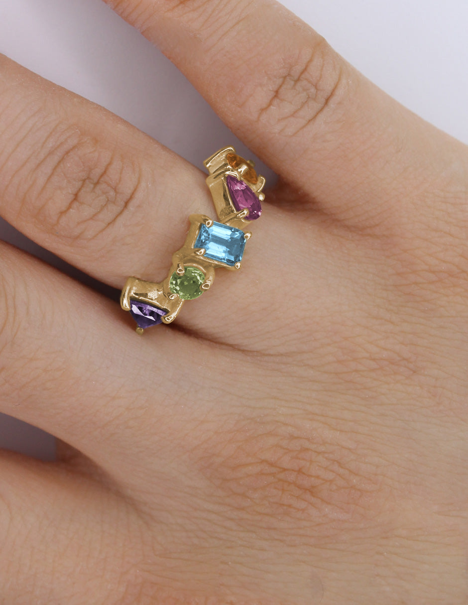 Anillo María con piedras naturales