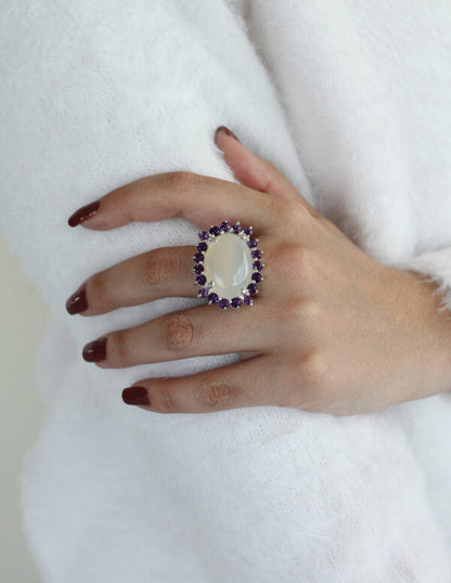Anillo Raquel Calcedonia Blanca y amatistas plata Sancjewelry