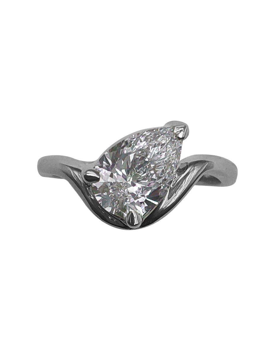 Anillo Compromiso Onda Pera Oro blanco Sancjewelry